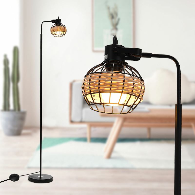 Designová Stojací Lampa S Dutou Ratanovou Klecí Moderní A Rustikální Styl Obývacího Pokoje Ložnice